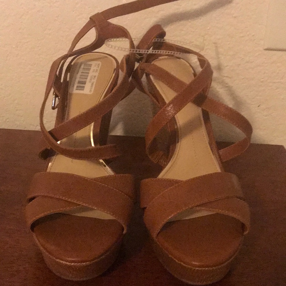 Gianni Bini Sandals